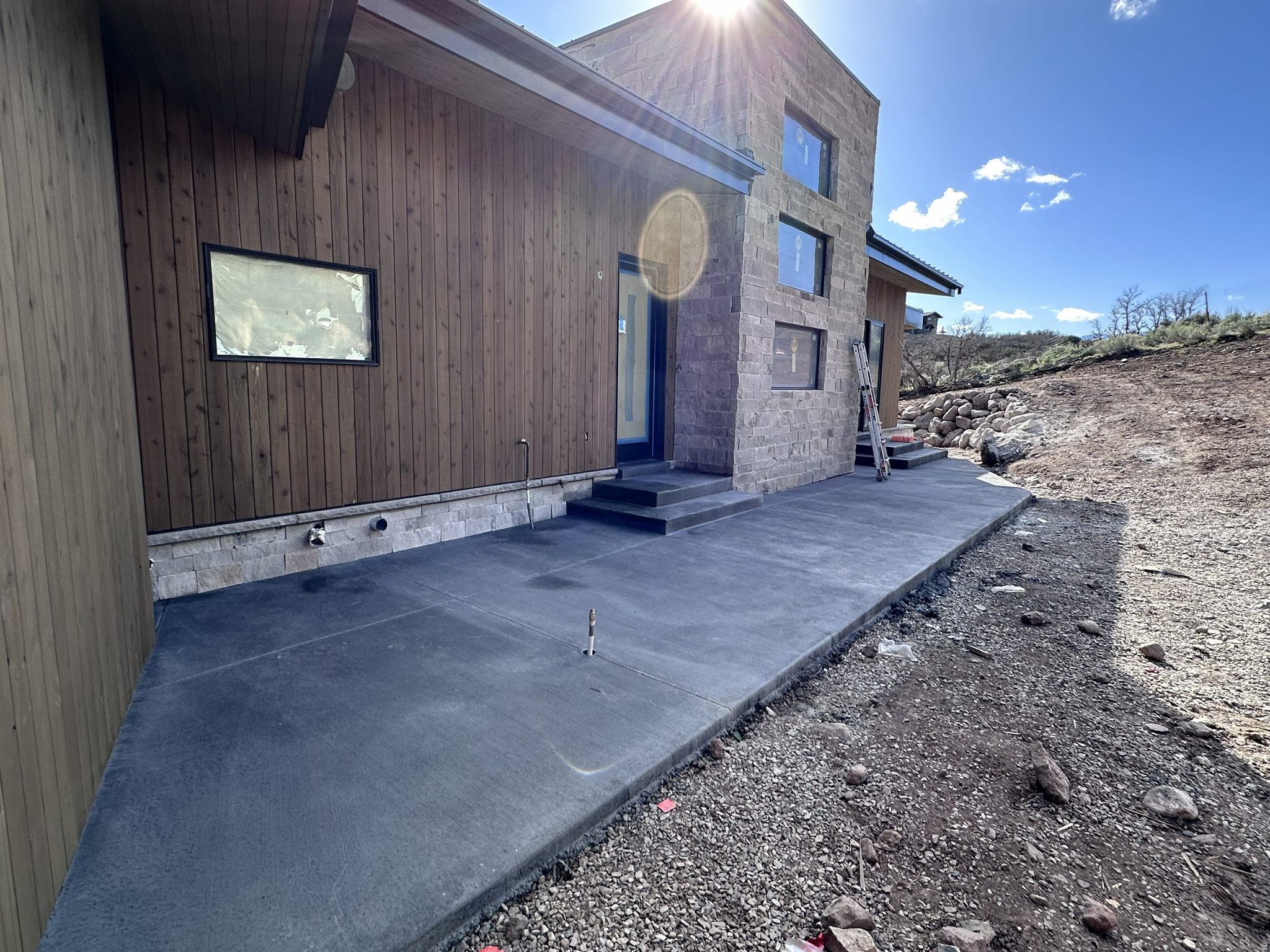 RED LEDGES - Residential
