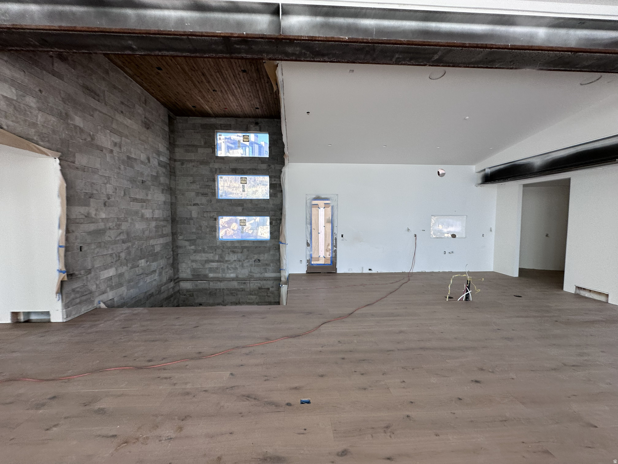 RED LEDGES - Residential