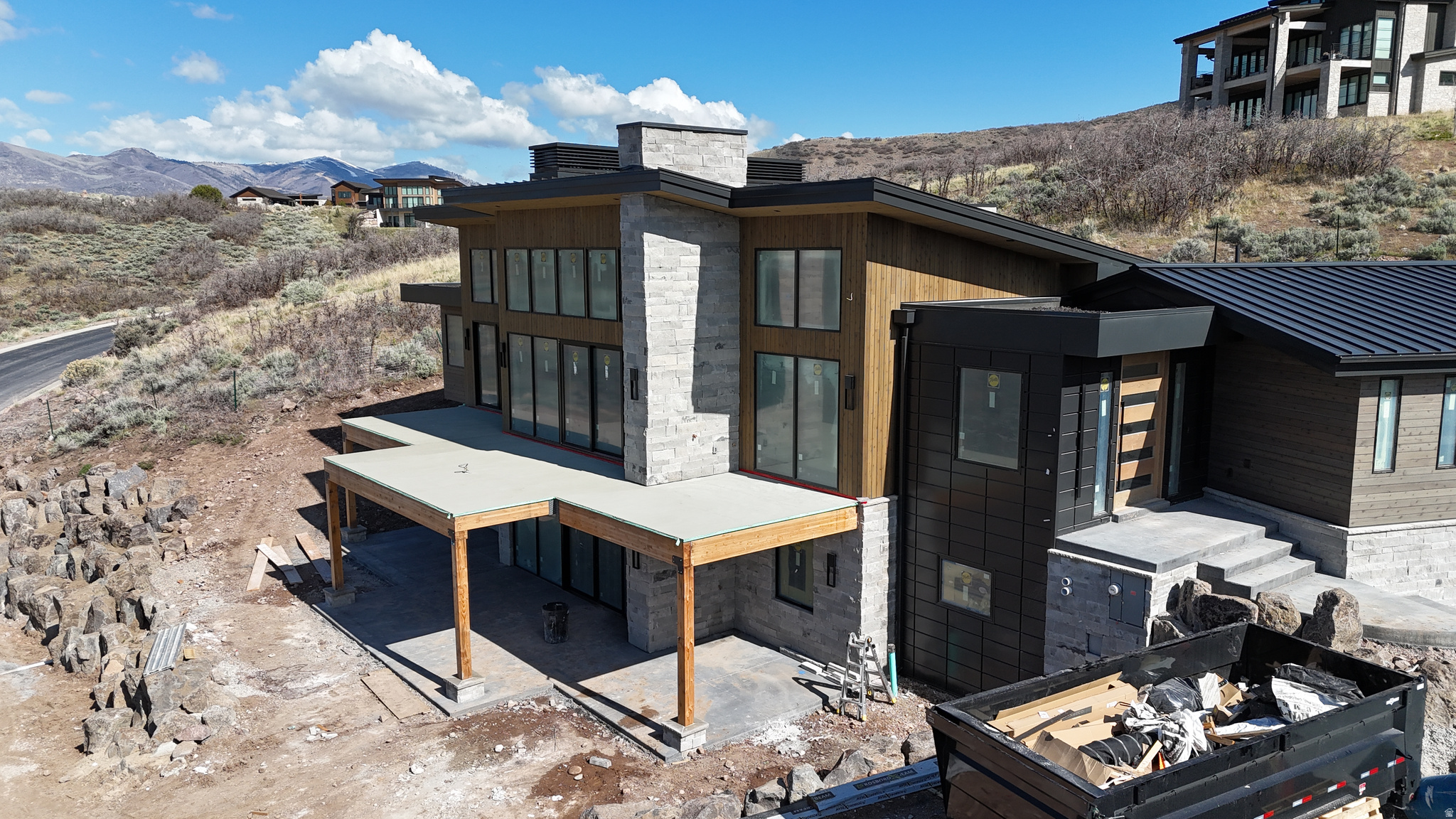 RED LEDGES - Residential
