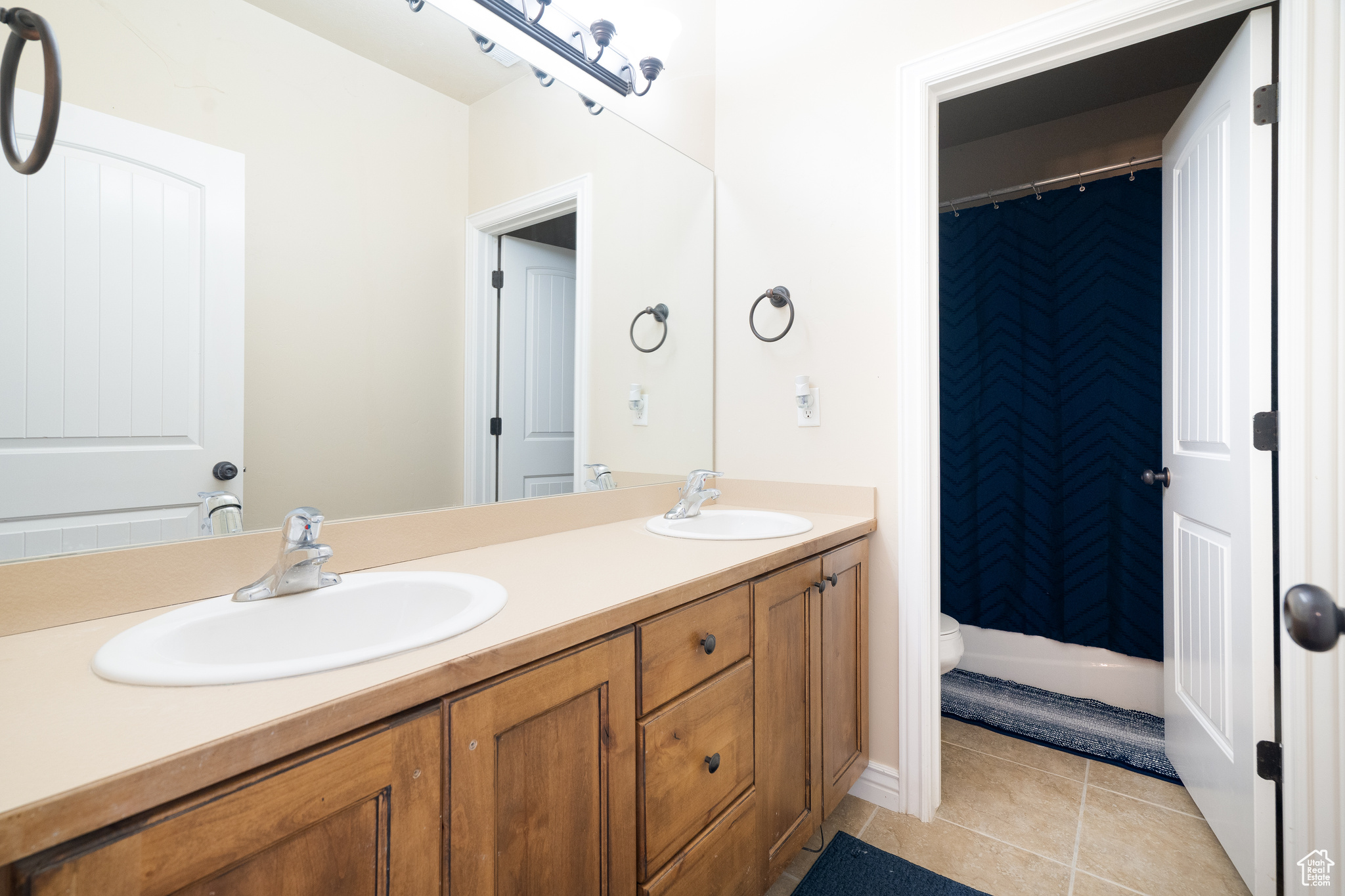 SUNCREST MEADOW - Residential