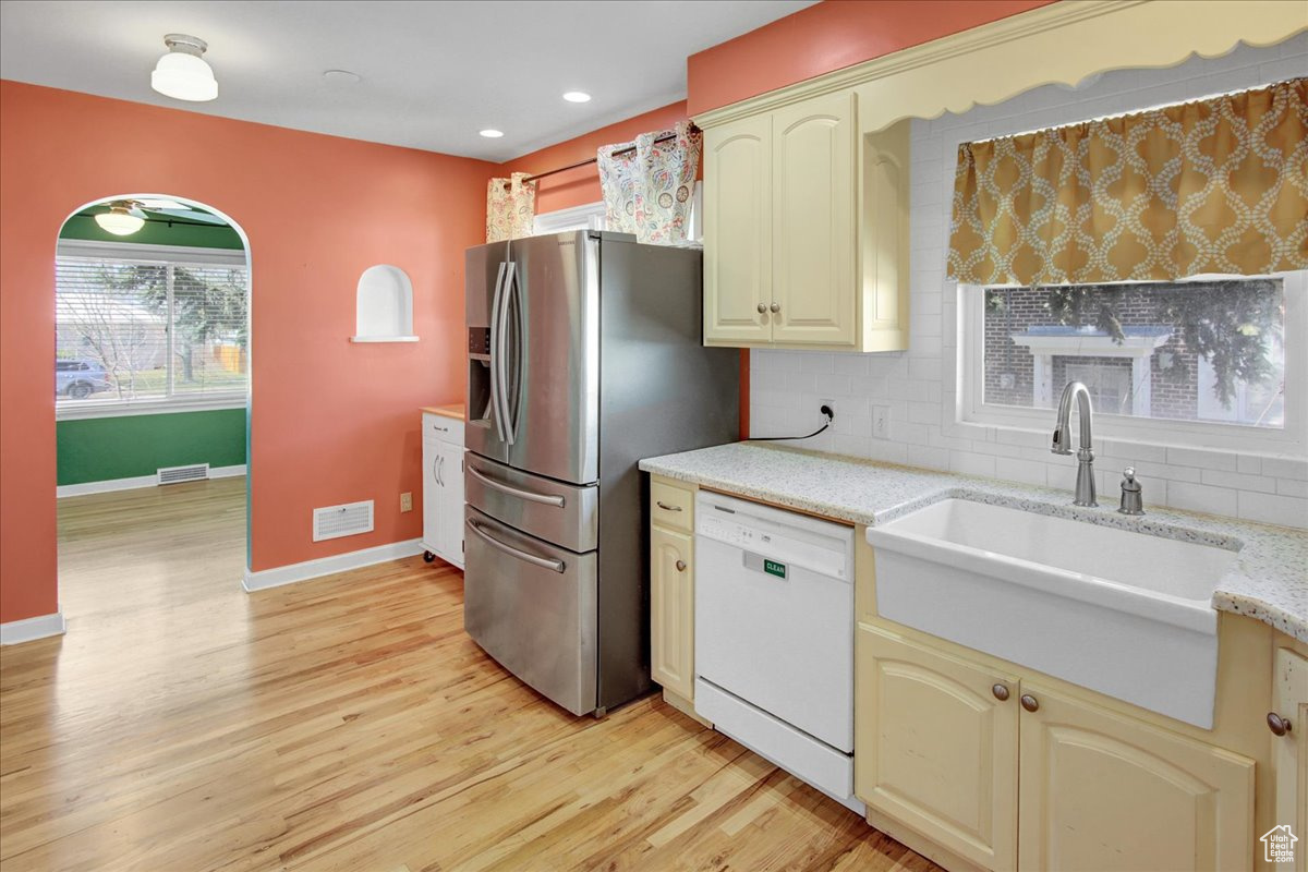 Brigham City, Utah 84302, United States, 6 Bedrooms Bedrooms, ,2 BathroomsBathrooms,Residential,Active,228797