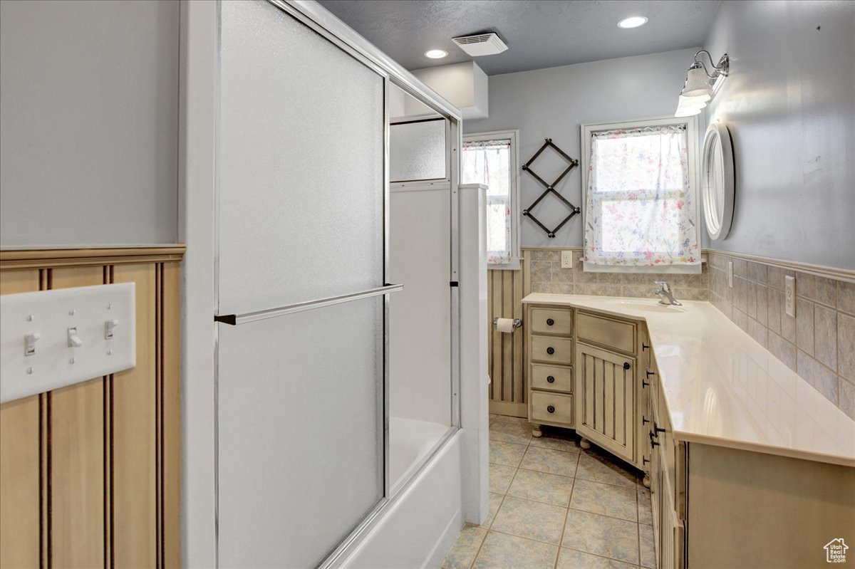 Brigham City, Utah 84302, United States, 6 Bedrooms Bedrooms, ,2 BathroomsBathrooms,Residential,Active,228797