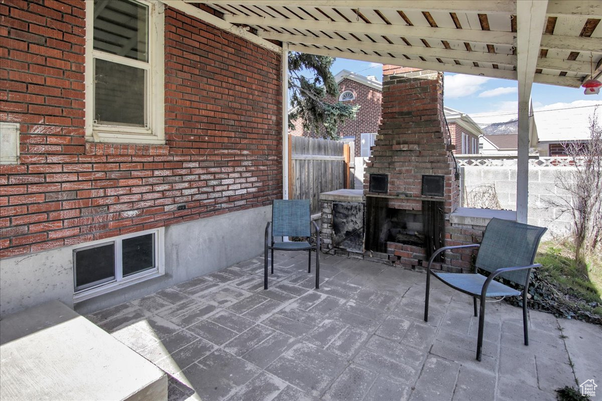 Brigham City, Utah 84302, United States, 6 Bedrooms Bedrooms, ,2 BathroomsBathrooms,Residential,Active,228797