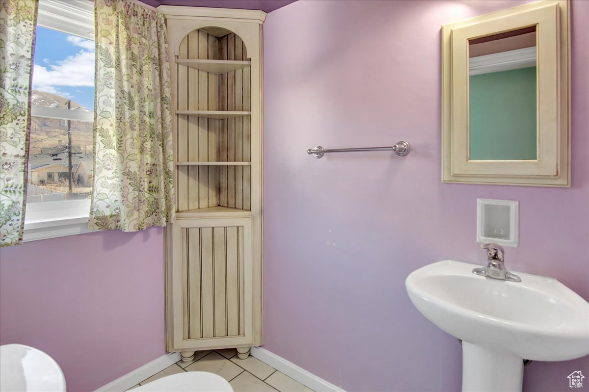 Brigham City, Utah 84302, United States, 6 Bedrooms Bedrooms, ,2 BathroomsBathrooms,Residential,Active,228797