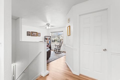 Tiny photo for 1563 E MOUNTAIN VIEW DR, Spanish Fork, UT 84660 (MLS # 2133929)