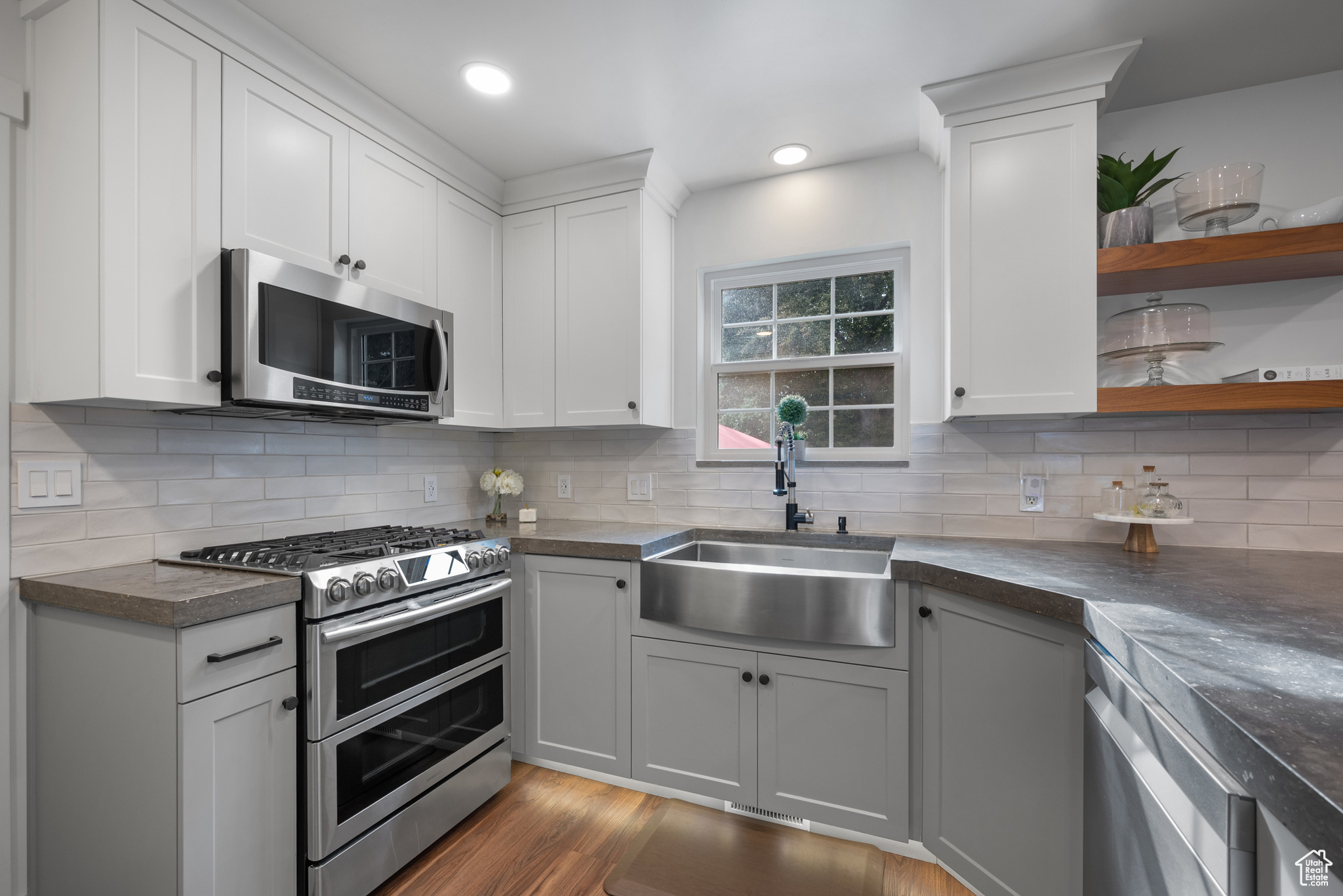 LINCOLN GARDENS - Residential