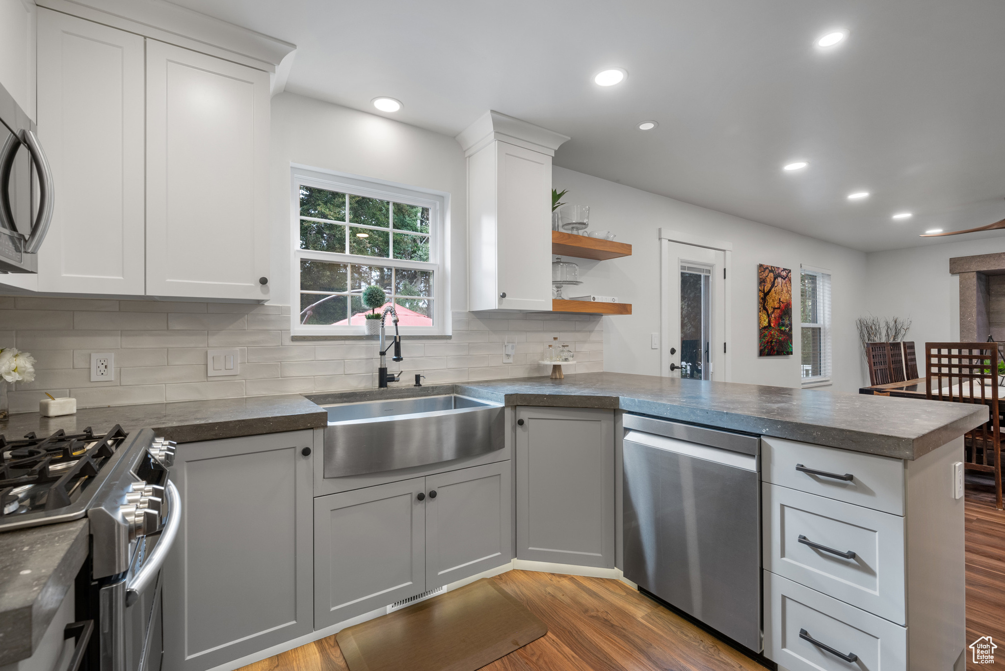 LINCOLN GARDENS - Residential