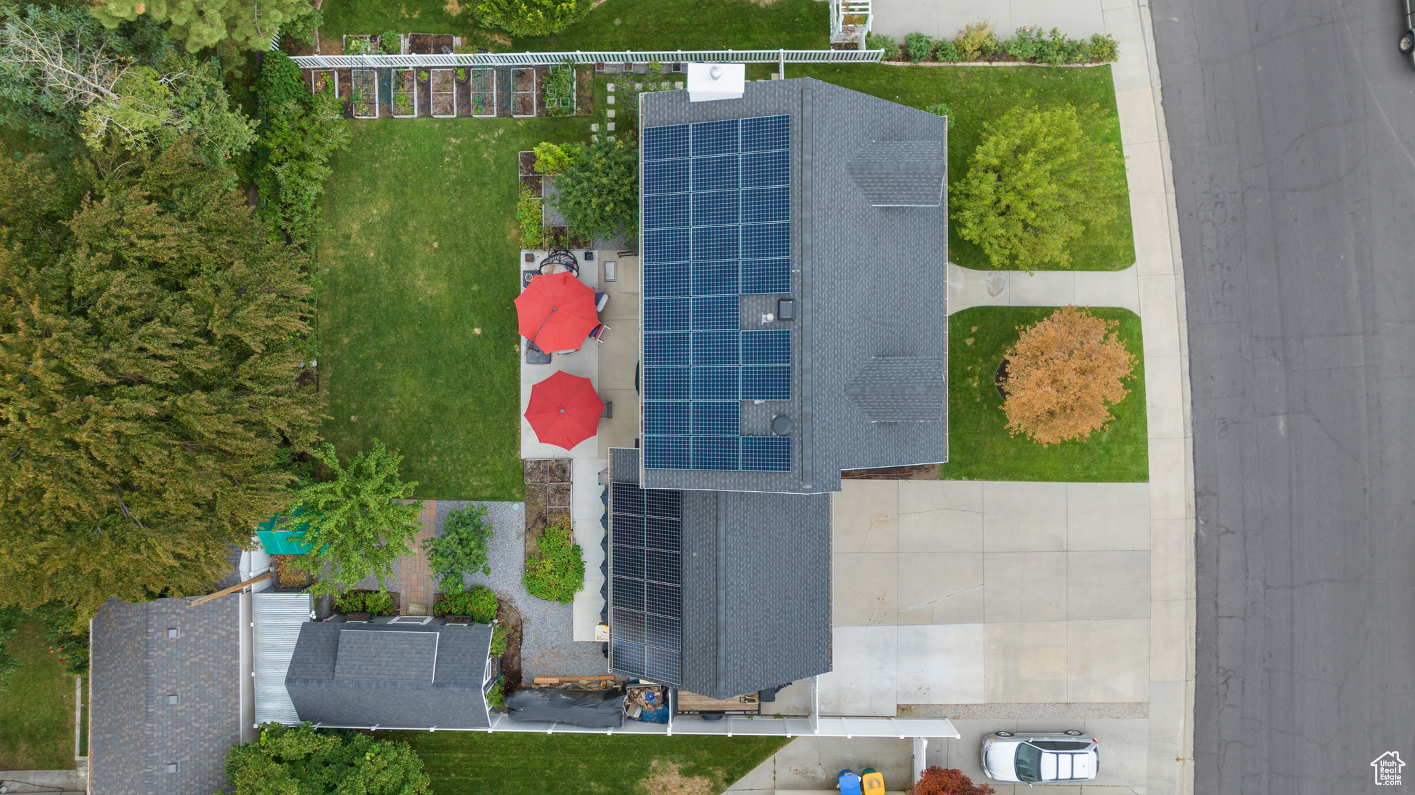 LINCOLN GARDENS - Residential