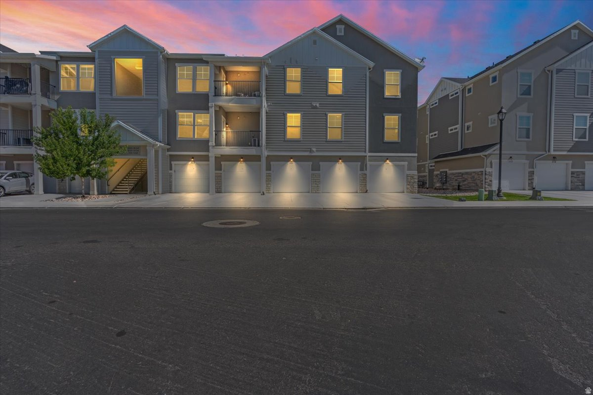 QUAILHILL AT MT SARATOGA - Residential