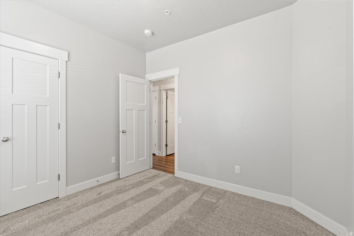 QUAILHILL AT MT SARATOGA - Residential