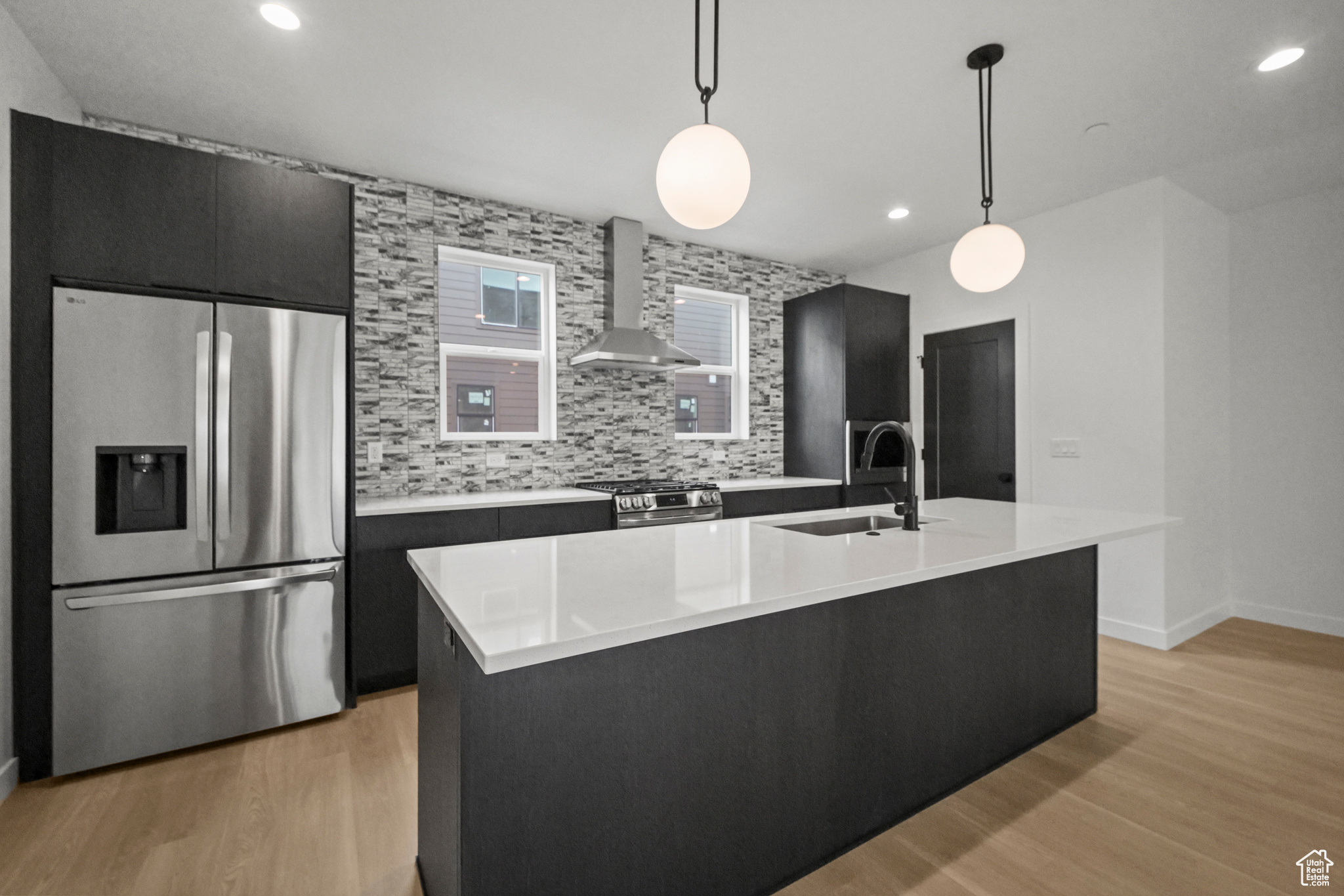 THE MONROE - Residential