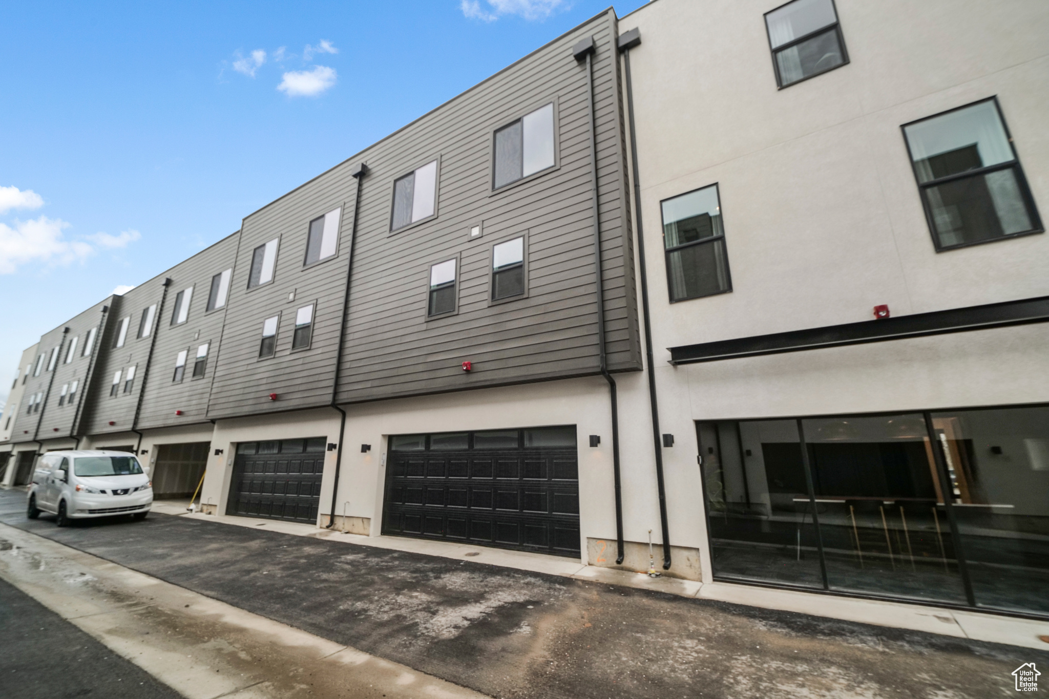 THE MONROE - Residential