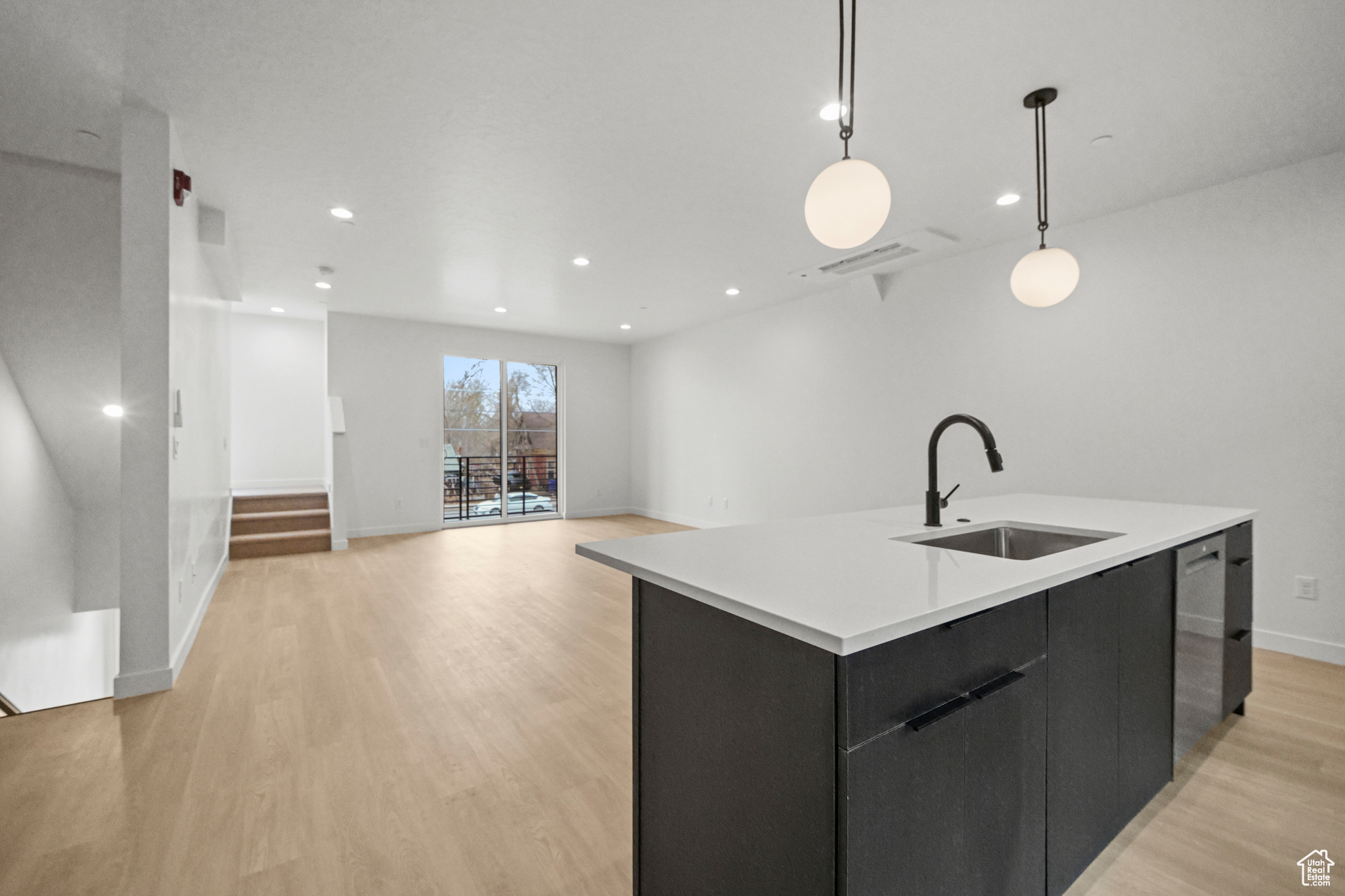 THE MONROE - Residential