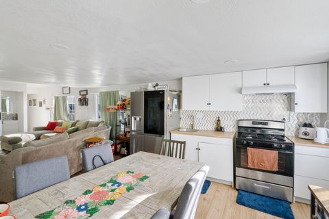Tiny photo for 313 E VAGABOND DR, Murray, UT 84107 (MLS # 2127373)