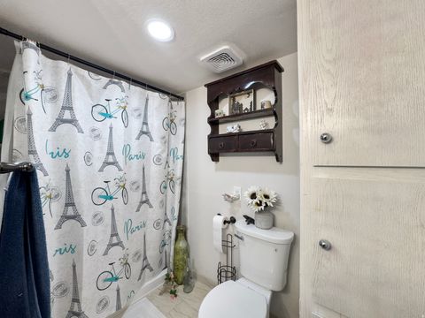 Tiny photo for 313 E VAGABOND DR, Murray, UT 84107 (MLS # 2127373)