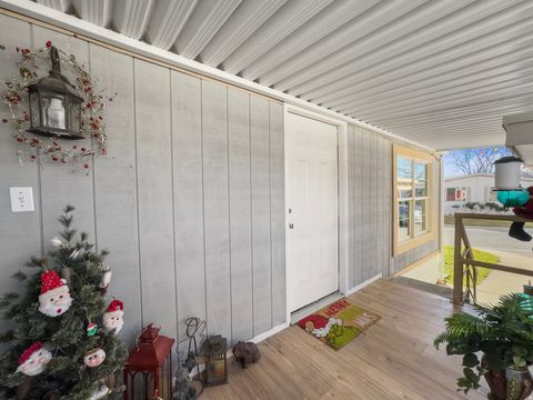 Tiny photo for 313 E VAGABOND DR, Murray, UT 84107 (MLS # 2127373)