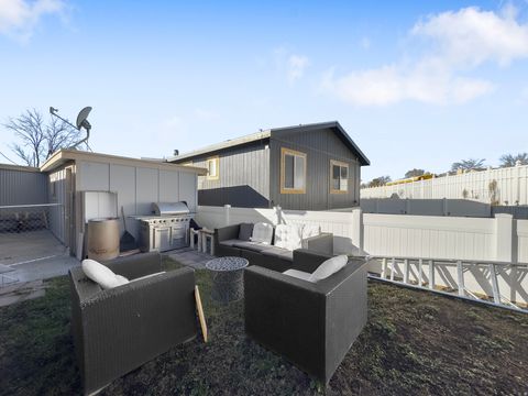 Tiny photo for 313 E VAGABOND DR, Murray, UT 84107 (MLS # 2127373)