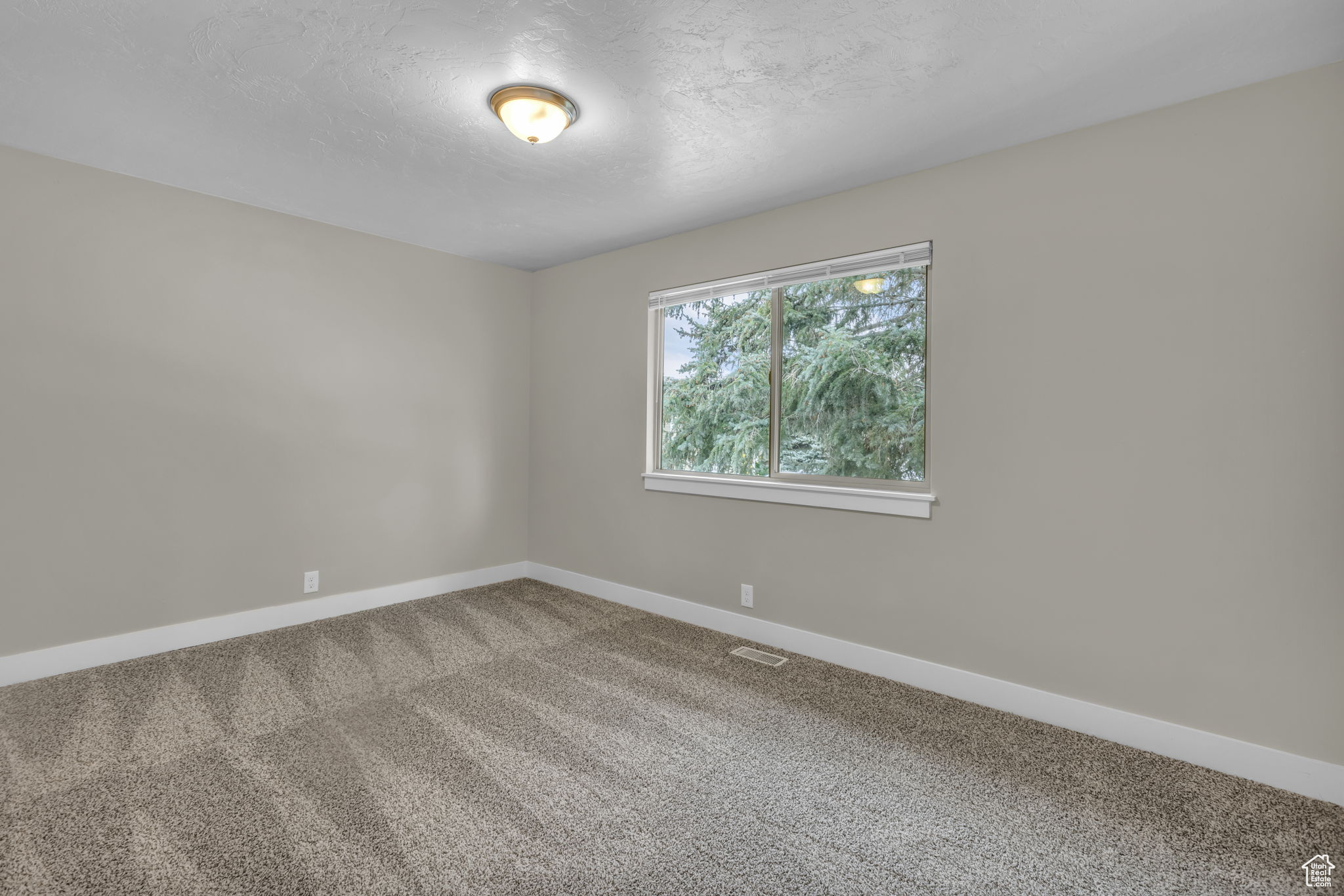 OQUIRRH SHADOWS #15 - Residential