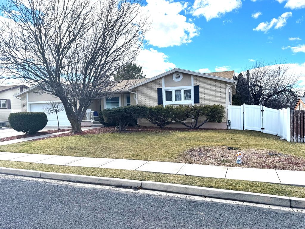 Photo of 1177 N 680 E, Logan, UT 84341 (MLS # 2141290)