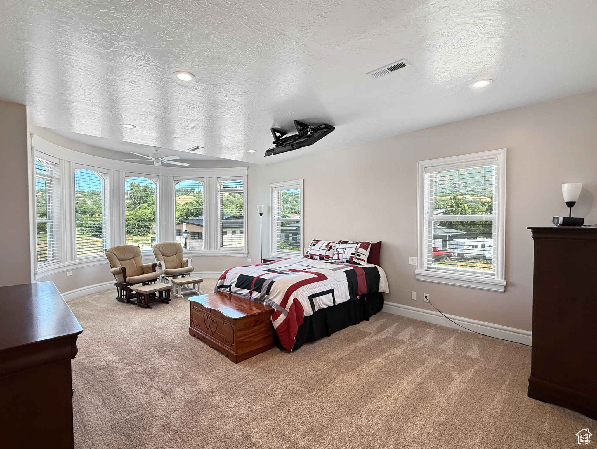 ASPYN ACRES - Residential