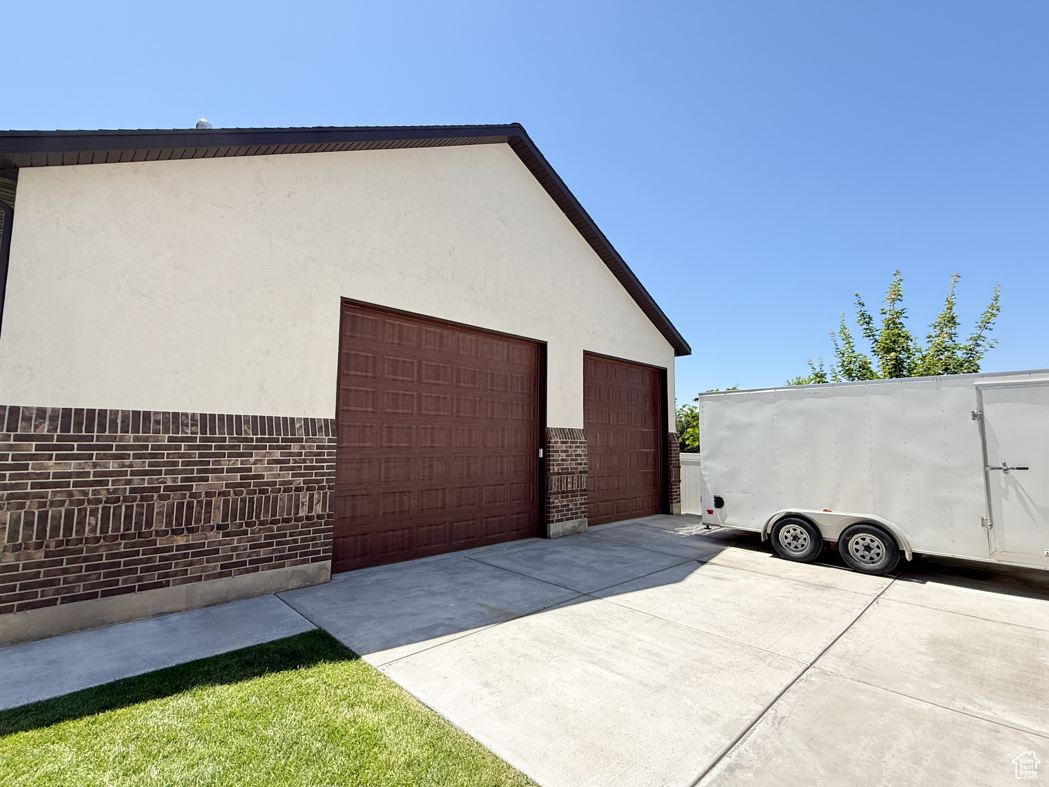 ASPYN ACRES - Residential