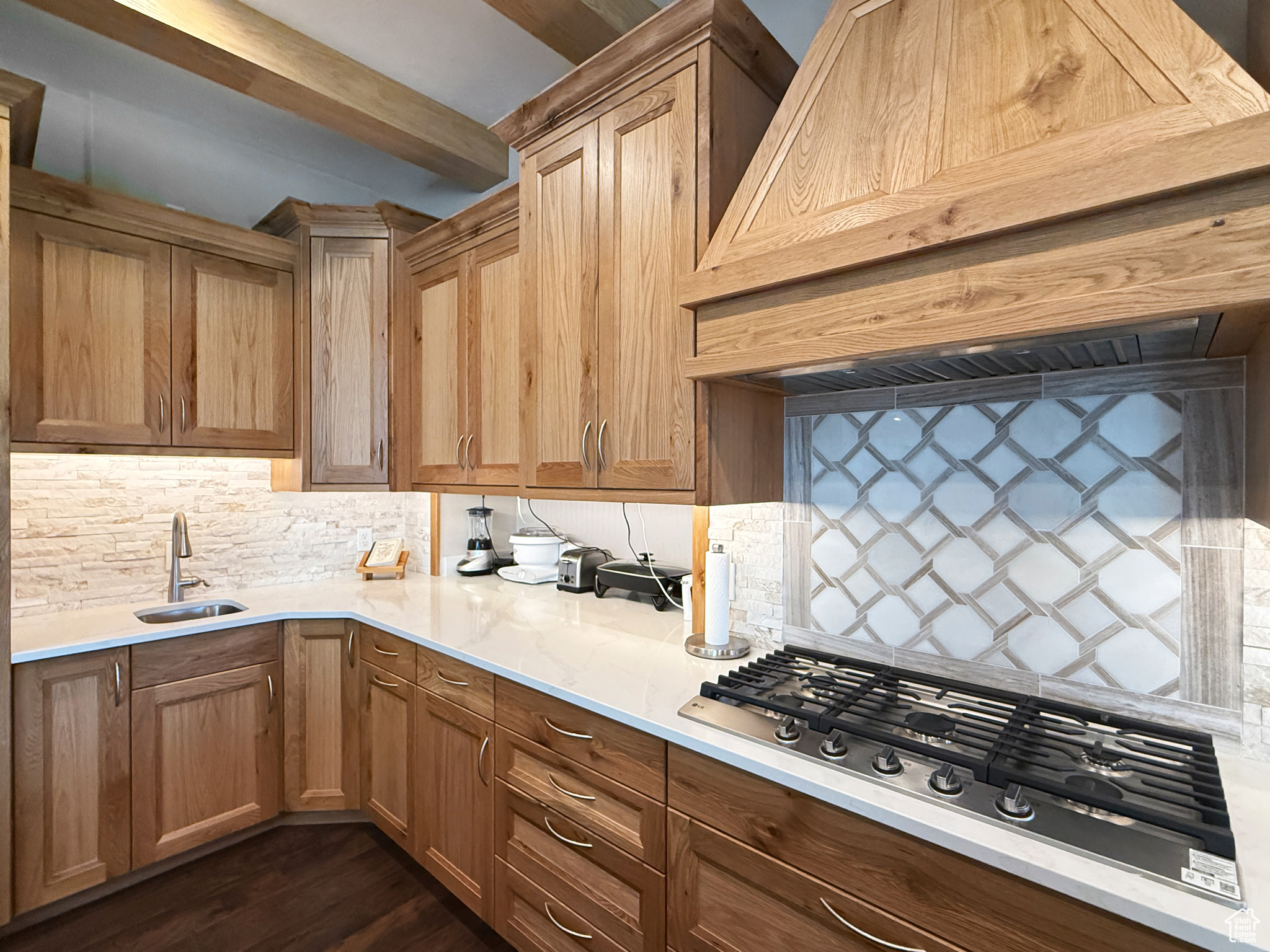ASPYN ACRES - Residential
