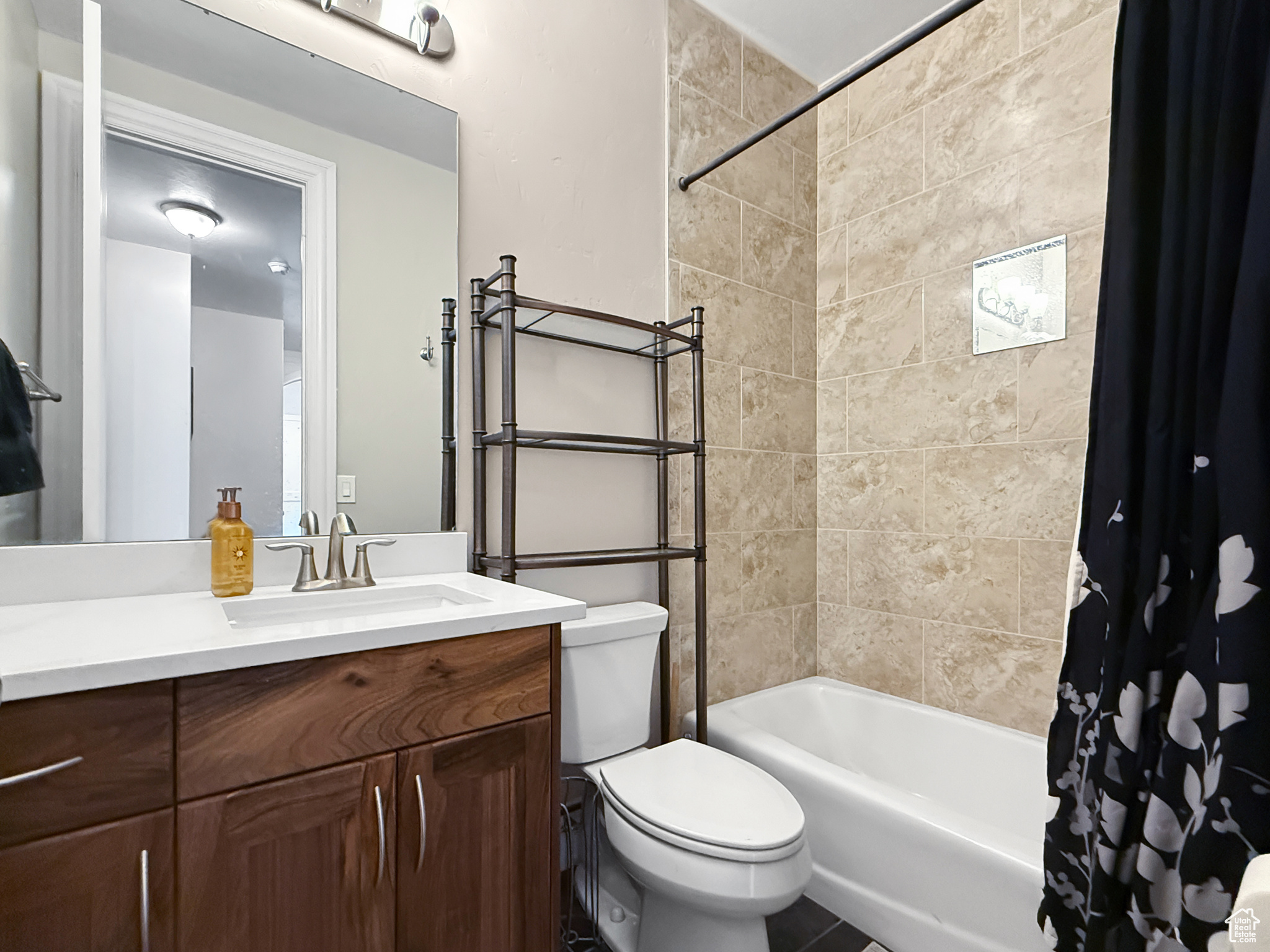 ASPYN ACRES - Residential