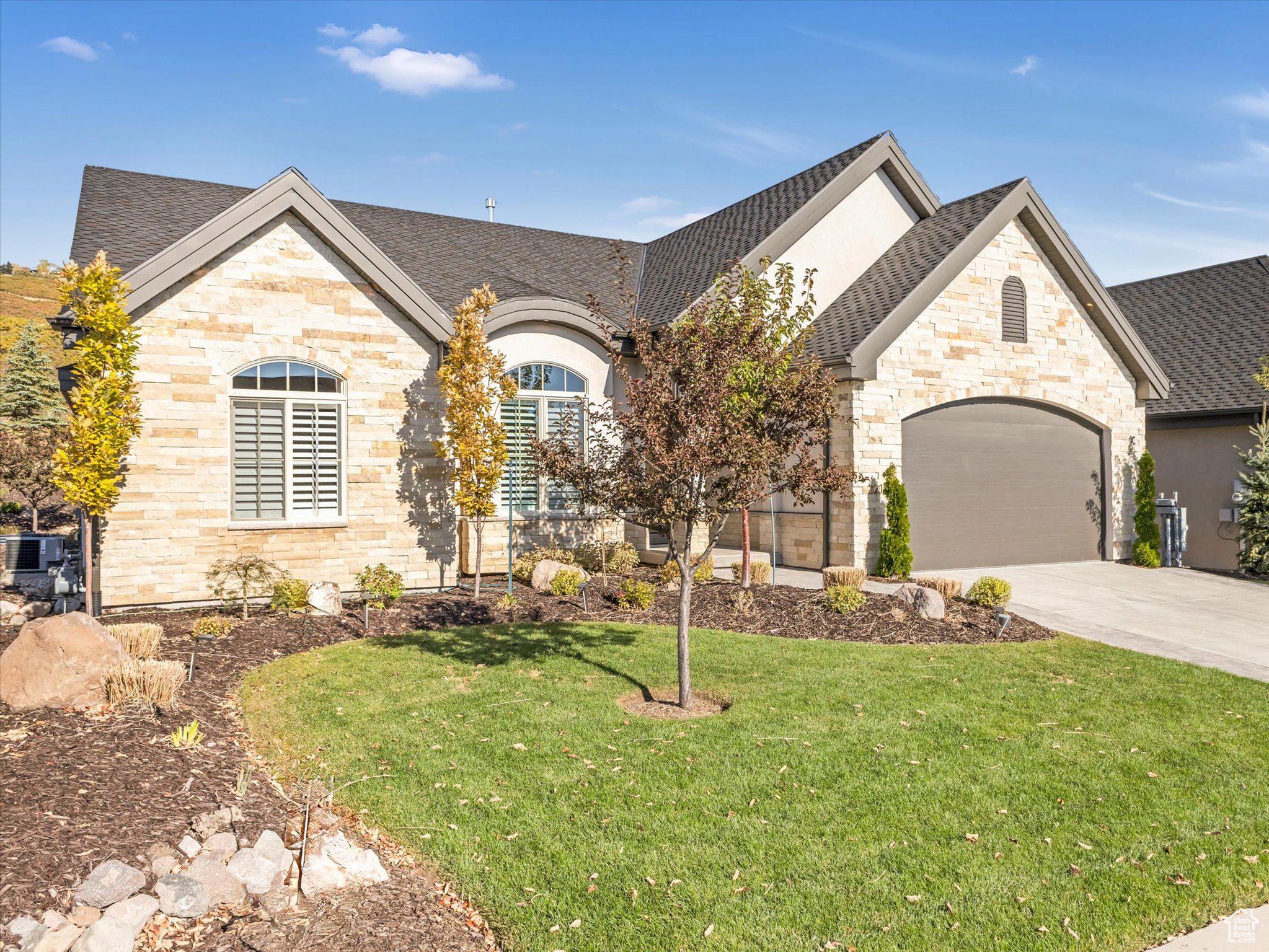 2219 E Fair Winns Ln, Draper, Utah image 2