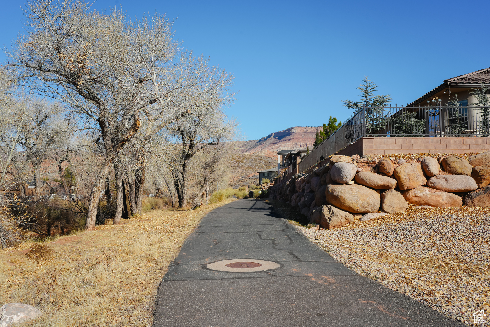 TRAIL RIDGE EST 1 AMD & EXT - Residential