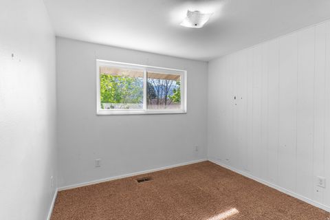 Tiny photo for 728 N 400 E, Orem, UT 84097 (MLS # 2158703)