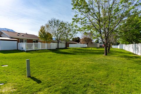 Tiny photo for 728 N 400 E, Orem, UT 84097 (MLS # 2158703)