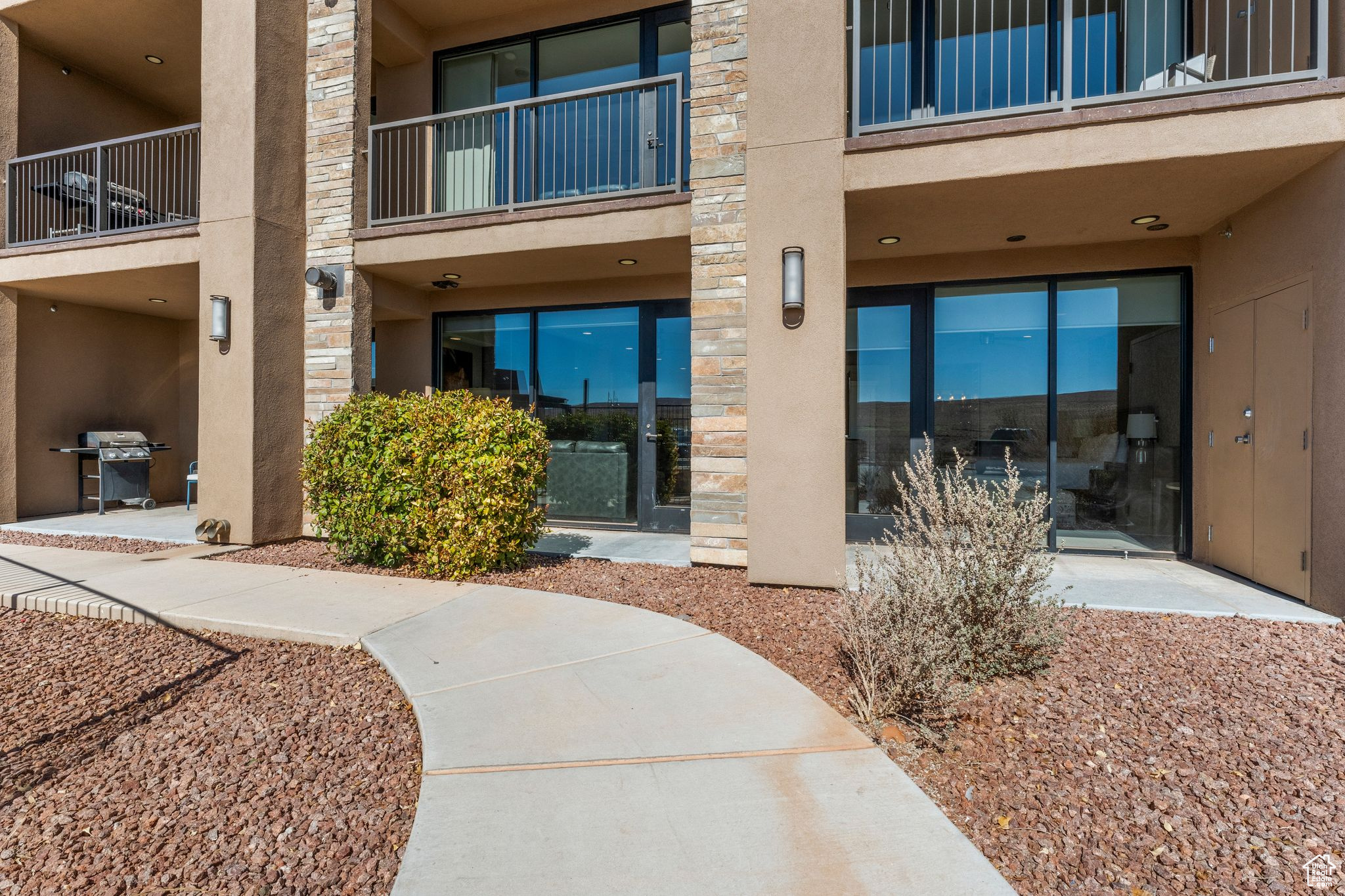 5194 W Villas Dr, Hurricane, Utah image 1
