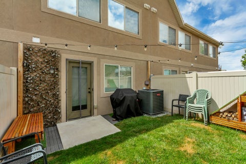 Tiny photo for 109 S TAMARAK CIR, Lehi, UT 84043 (MLS # 2173325)