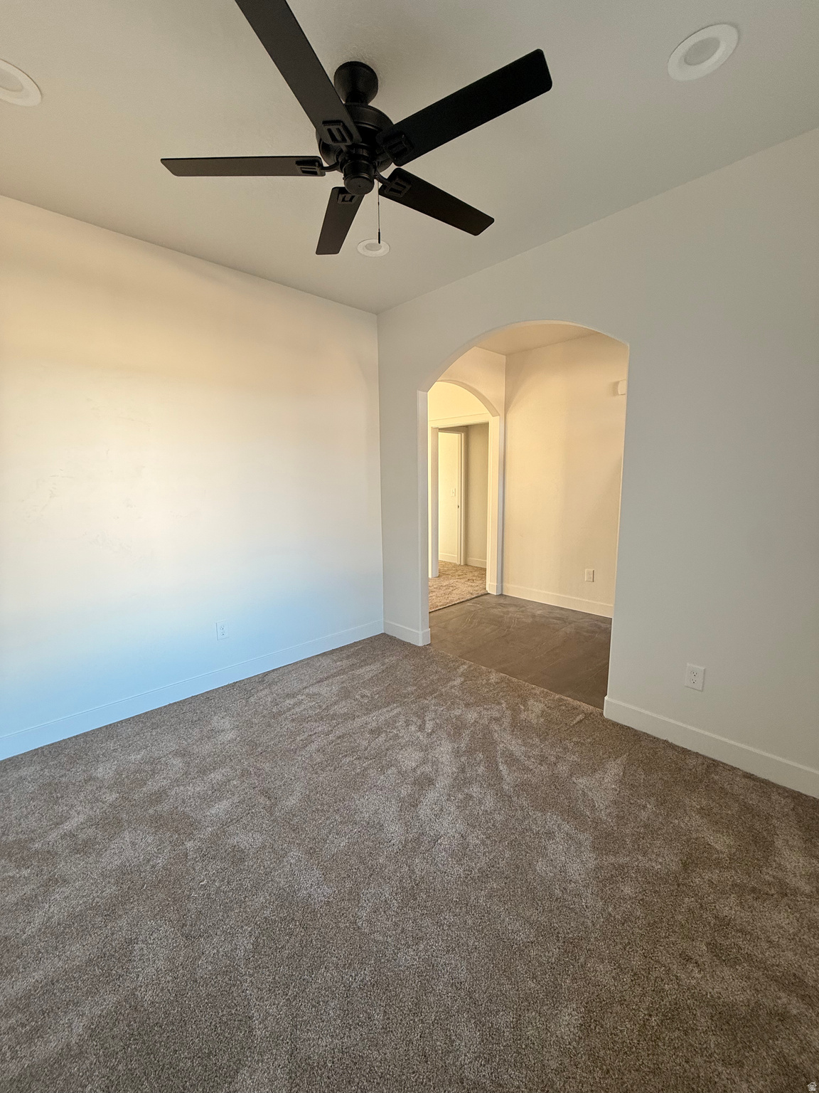 CEDAR BLUFFS SUBDIVISION, PHASE 2 LOT 16 - Residential