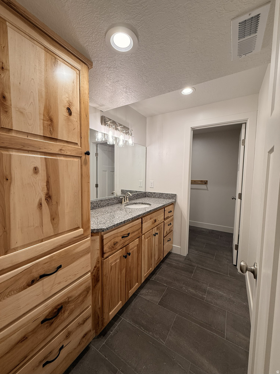 CEDAR BLUFFS SUBDIVISION, PHASE 2 LOT 16 - Residential