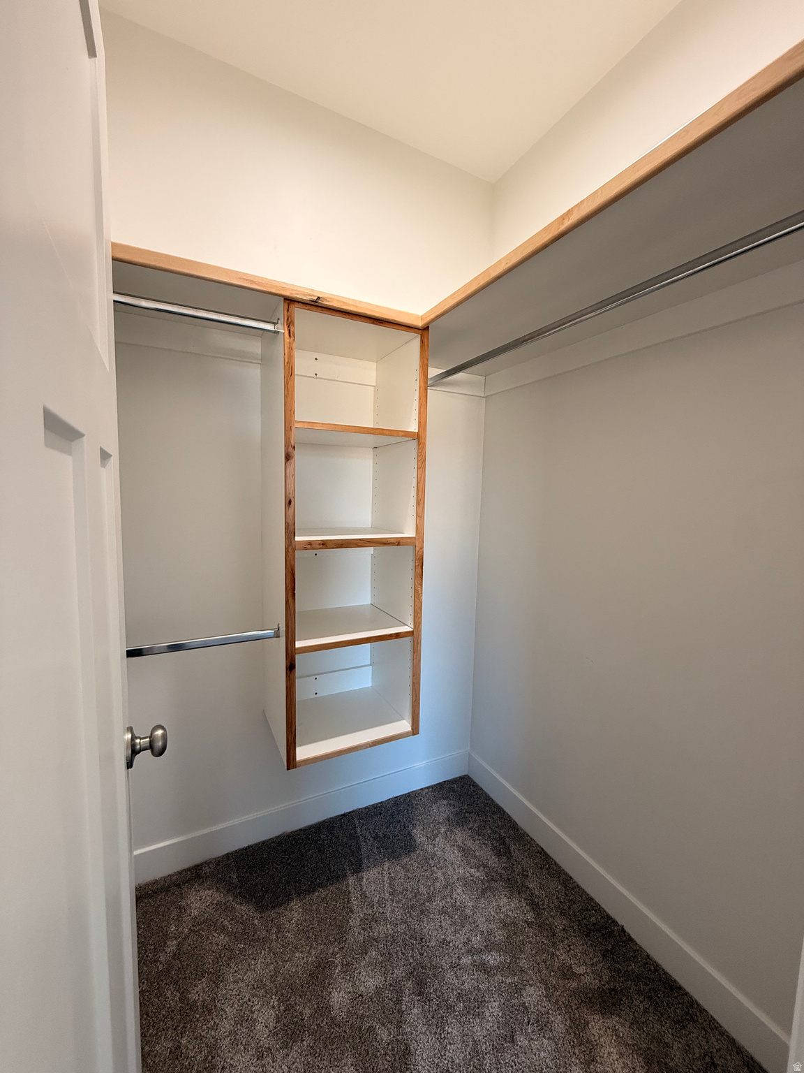 CEDAR BLUFFS SUBDIVISION, PHASE 2 LOT 16 - Residential