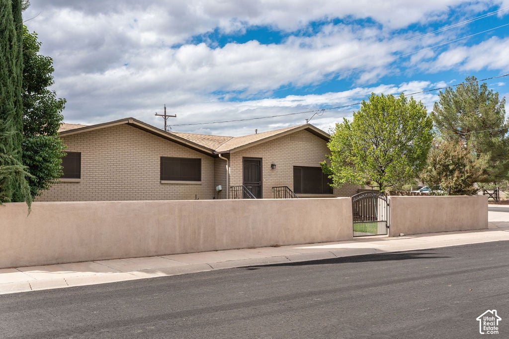 Photo of 10 S 500 W, La Verkin, UT 84745 (MLS # 2188500)