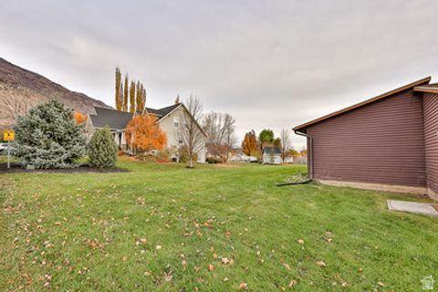 Tiny photo for 9506 N 4000 W, Cedar Hills, UT 84062 (MLS # 2123088)