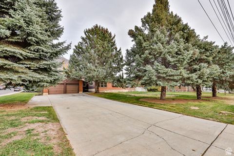 Tiny photo for 9506 N 4000 W, Cedar Hills, UT 84062 (MLS # 2123088)