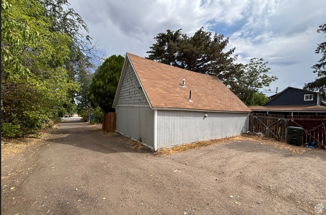 77 N 3RD ST