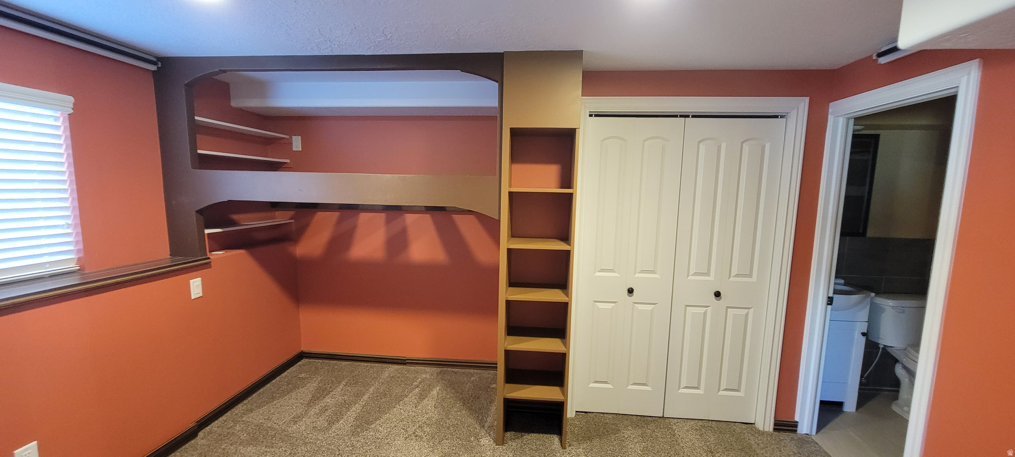 SHADY MEADOW ESTATES - Residential