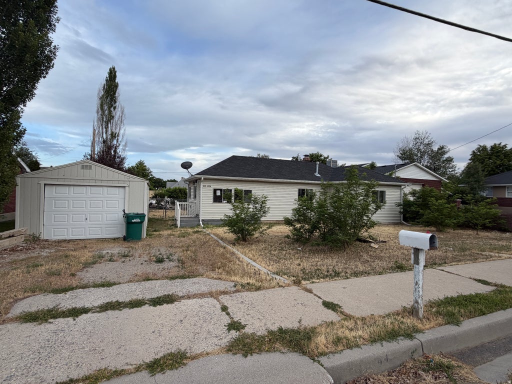 Photo of 44 E 400 N, Lehi, UT 84043 (MLS # 2166780)