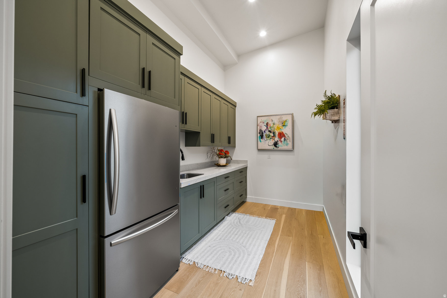 RADIUS CURVE - Residential