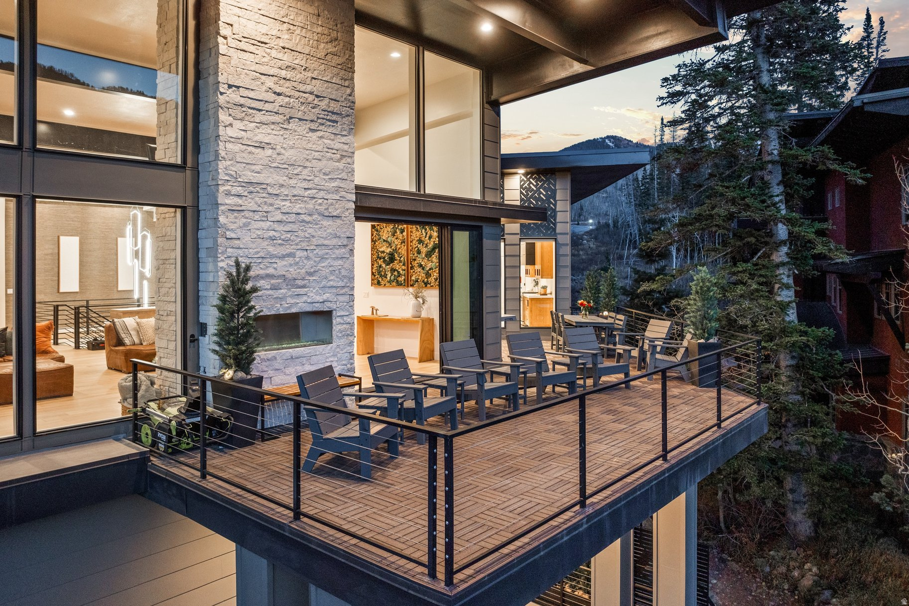 RADIUS CURVE - Residential