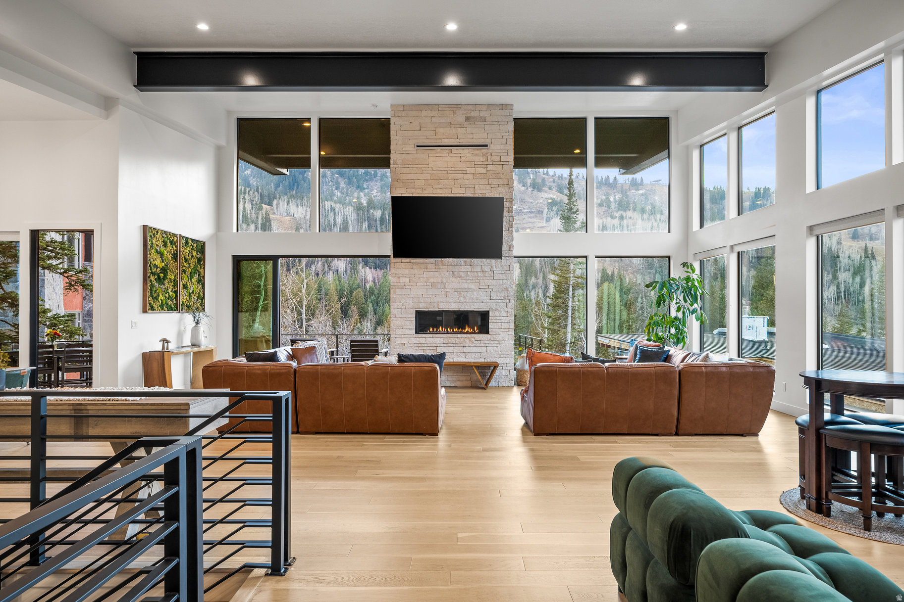 RADIUS CURVE - Residential