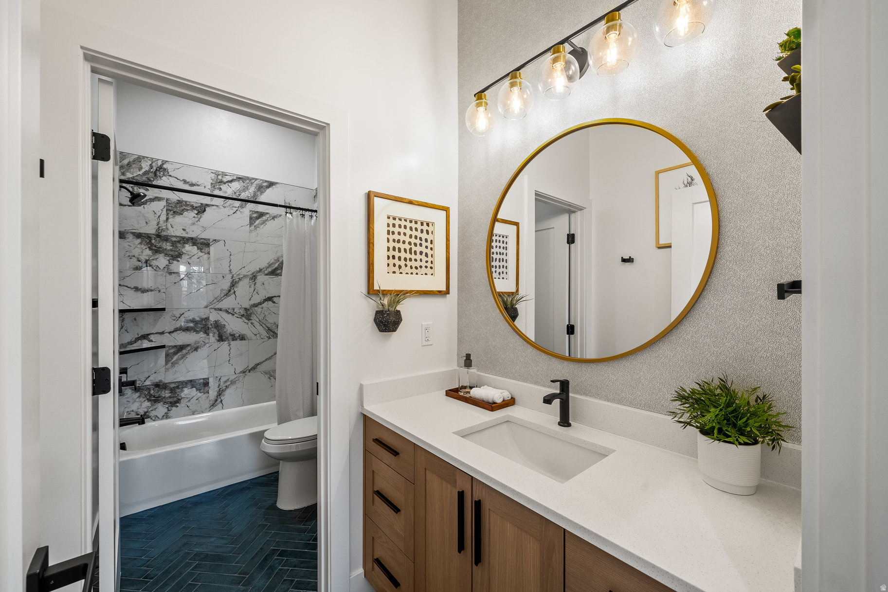 RADIUS CURVE - Residential