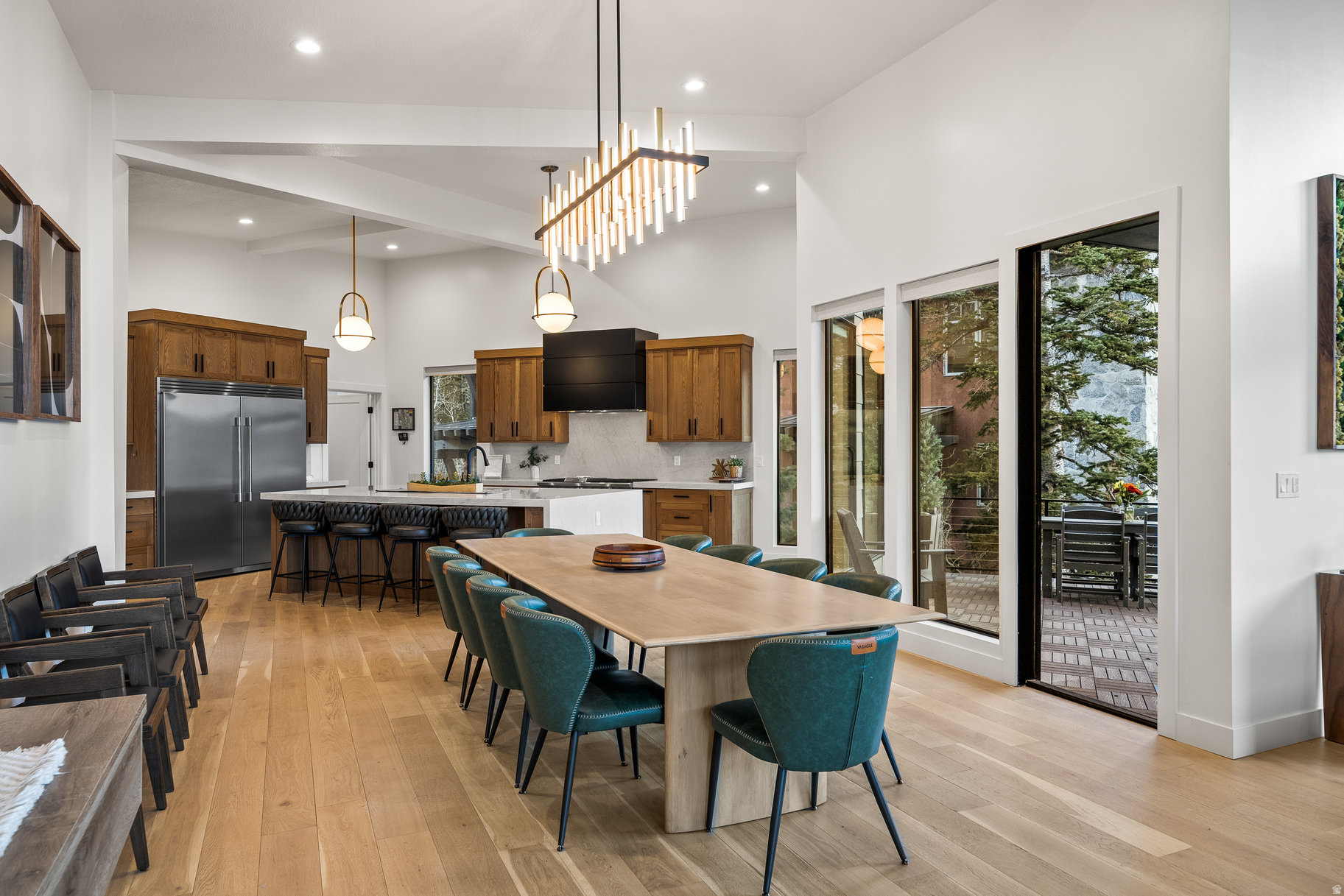 RADIUS CURVE - Residential