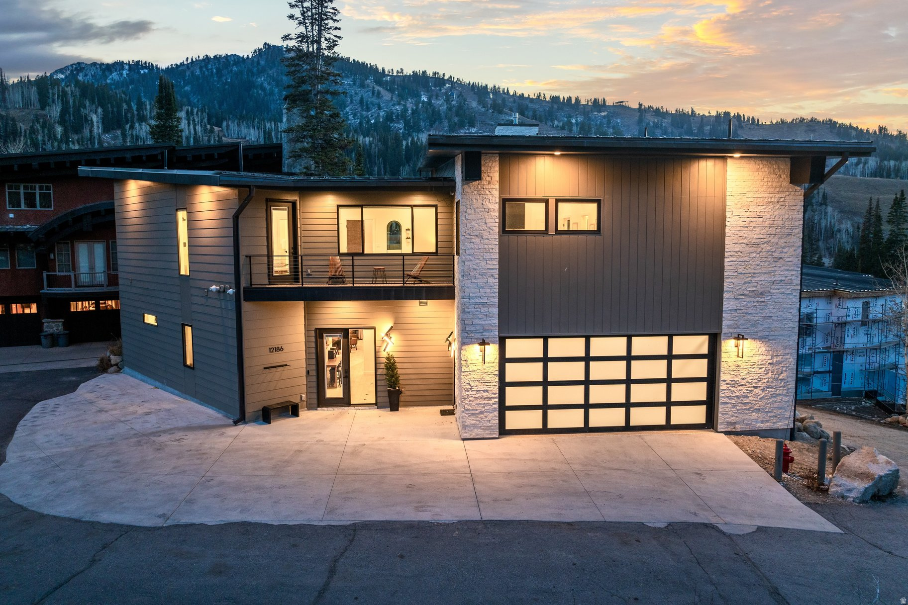 RADIUS CURVE - Residential