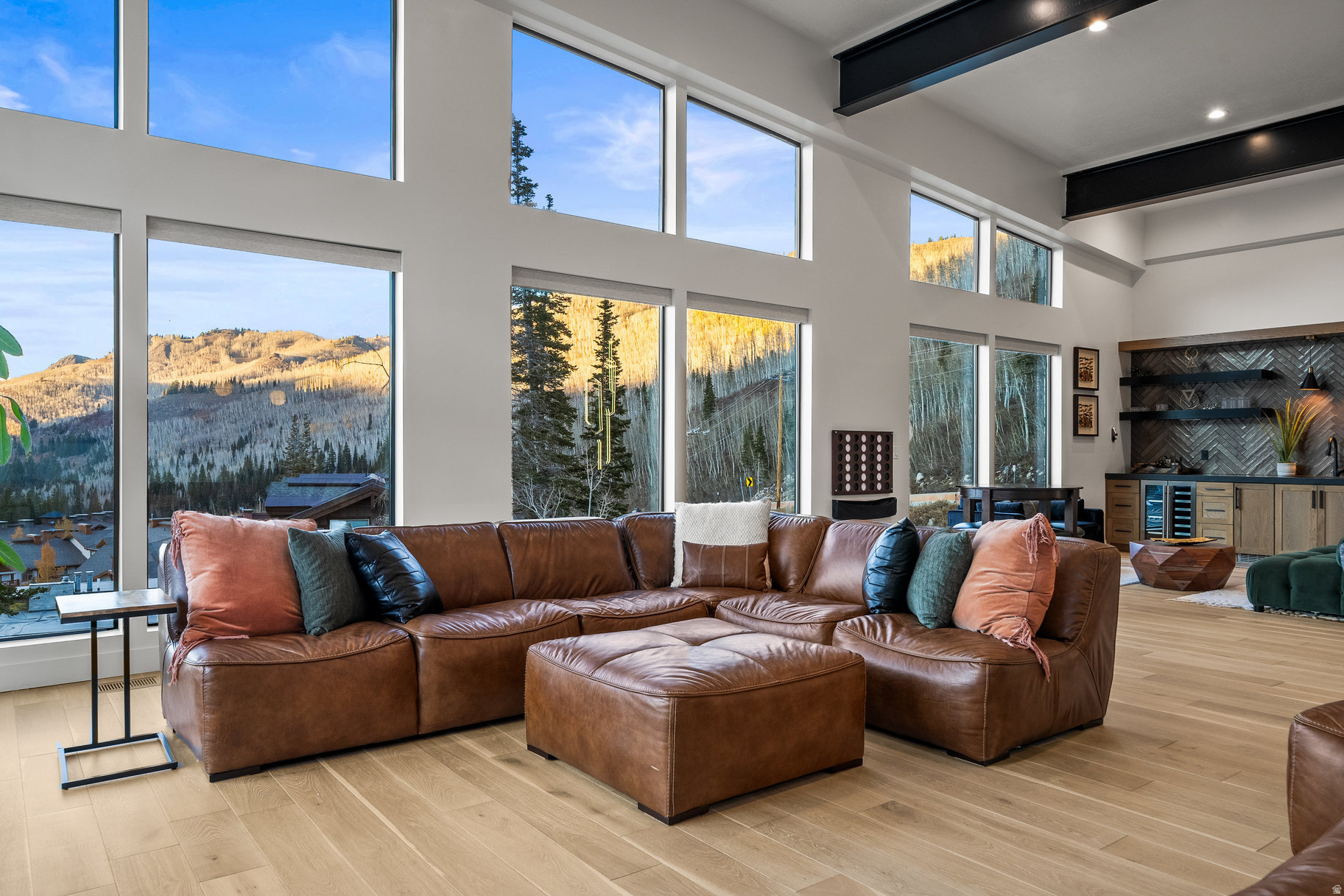 RADIUS CURVE - Residential