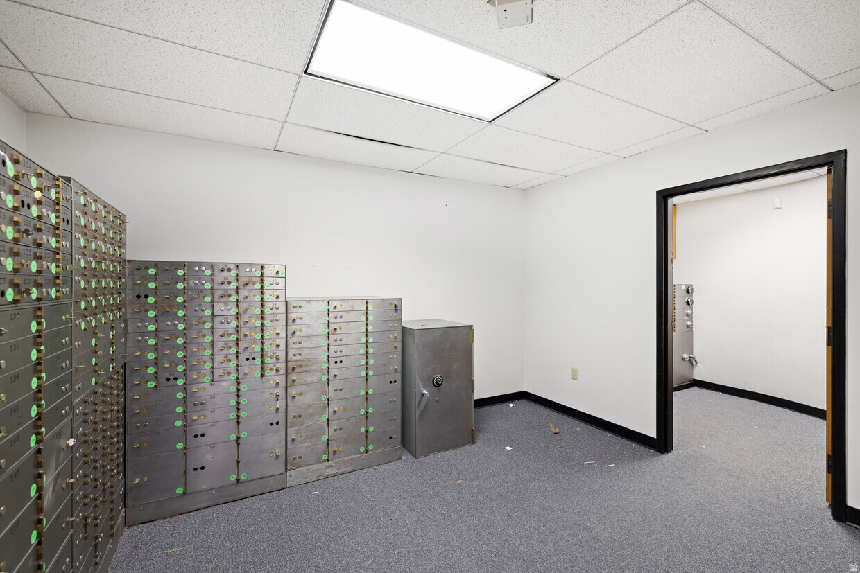 TEN ACRE PLAT A - Commercial Sale